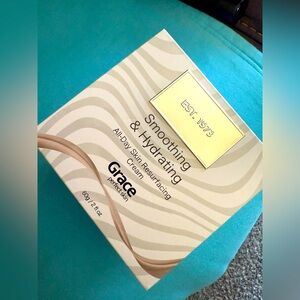 Grace Smoothing & Hydrating Cream